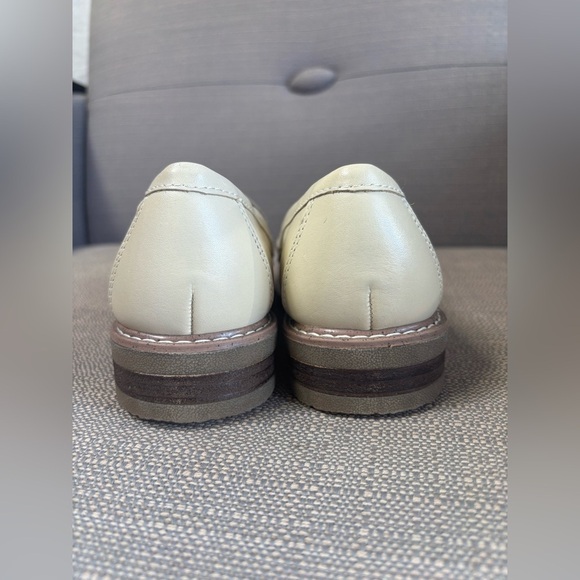 Earth Java White Leather Women’s Penny Loafers NWOT  Size 5 - Picture 6 of 6